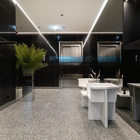 Luxury Seaside Penthouse With A View Of The Old Town *