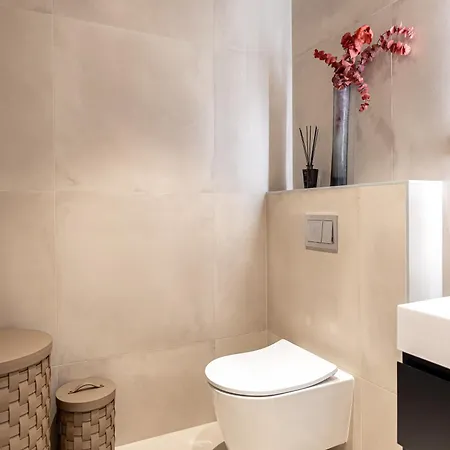 Luxury Seaside Penthouse With A View Of The Old Town * Tallinn