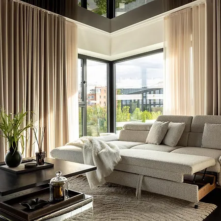 Luxury Seaside Penthouse With A View Of The Old Town 아파트 *