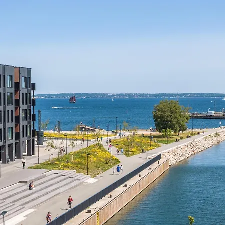 아파트 Luxury Seaside Penthouse With A View Of The Old Town 탈린