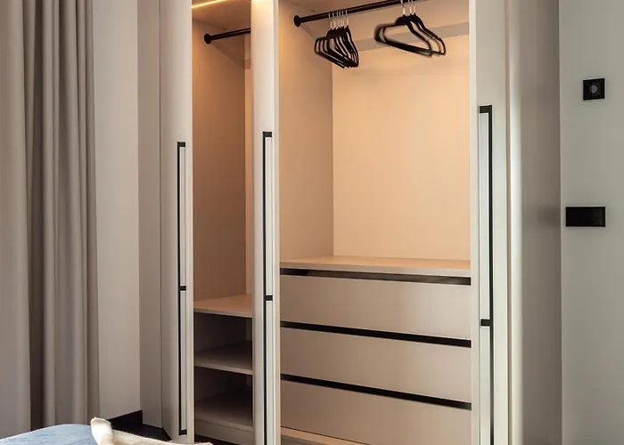 Luxury Seaside Penthouse With A View Of The Old Town Appartement *